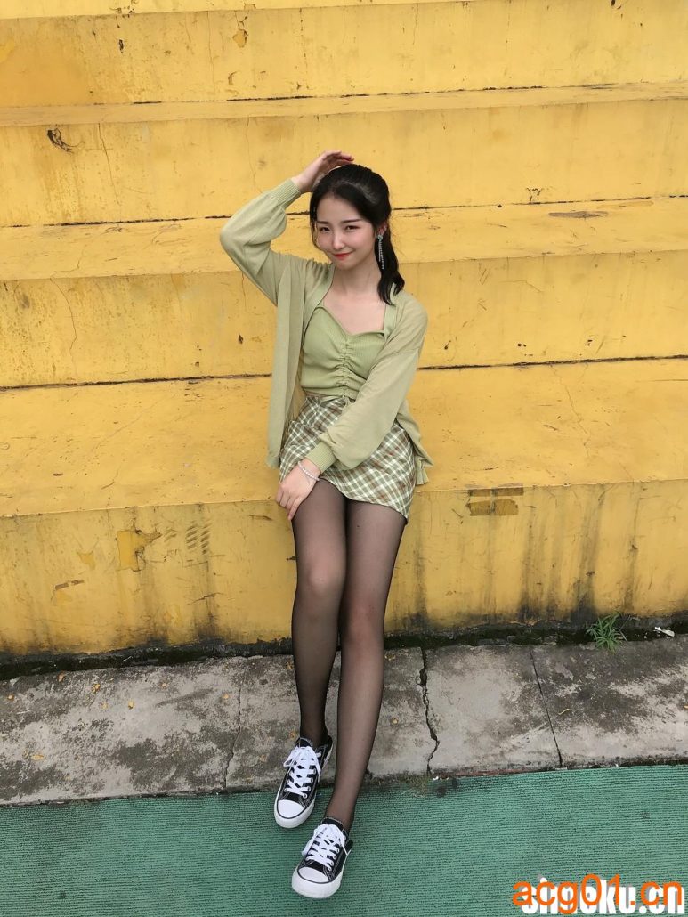 [足控名站]最爱帆布鞋写真图集合集打包下载+持续更新